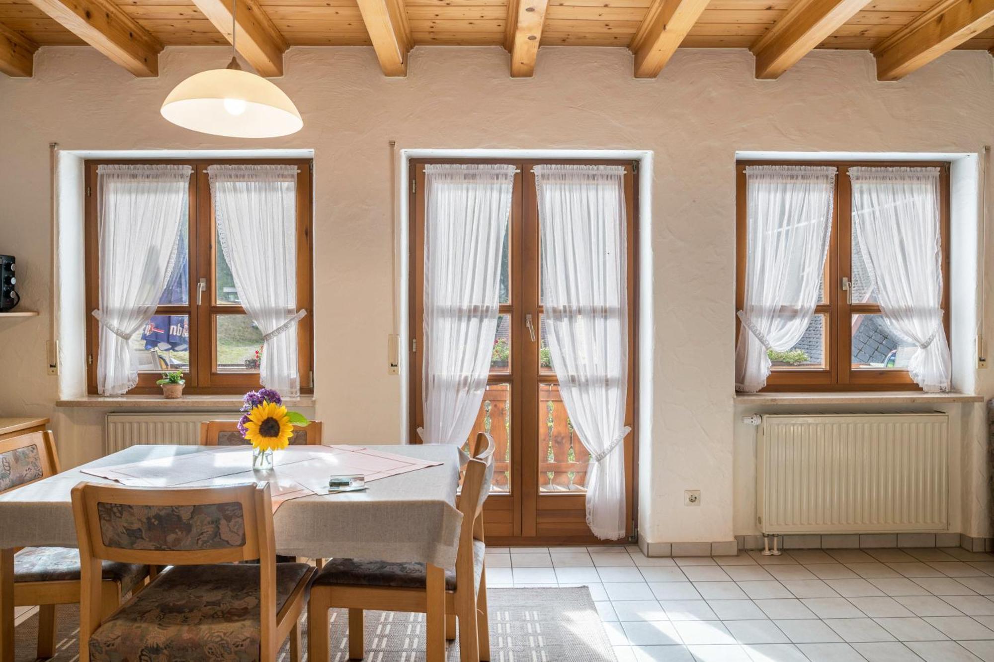 Gasthaus Zur Linde- Napf Оберрид Экстерьер фото